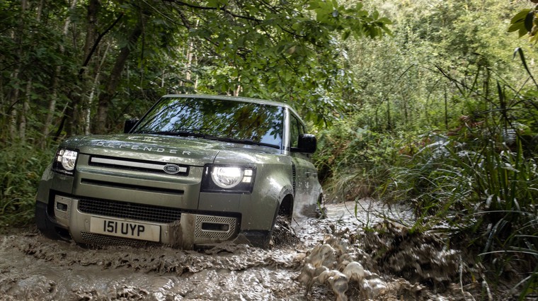 Defender izgublja štirivaljna dizla - a prihaja nekaj boljšega (foto: Jaguar-Land Rover)