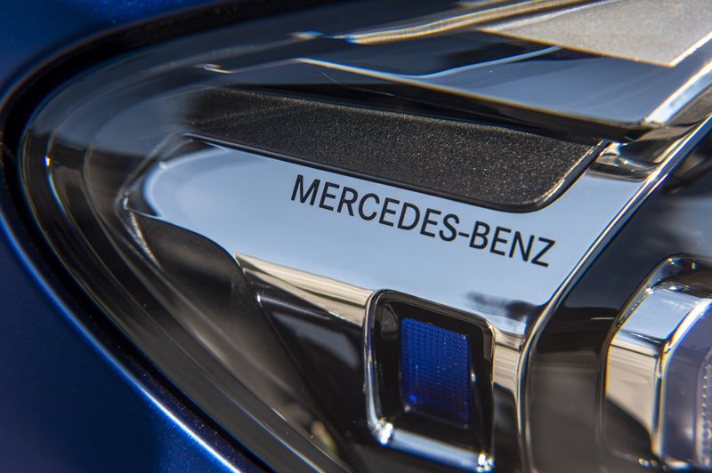 Mercedes dokončno opravil s še eno klasično avtomobilsko komponento (foto: Daimler)