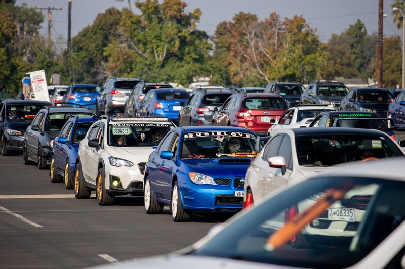 Parada avtomobilov Subaru, ki je podrla svetovni rekord (foto: Subaru USA)