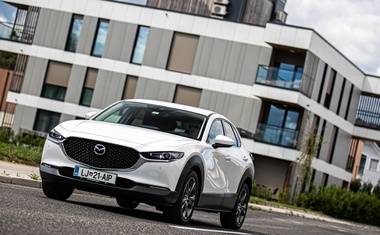 Mazda CX-30