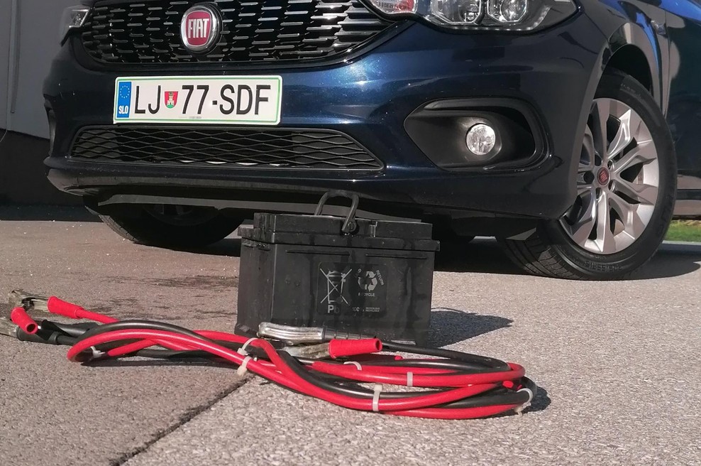 Akumulator - kako vedeti, kdaj je iztrošen in na kaj paziti pri nakupu novega? (foto: Tomazič)