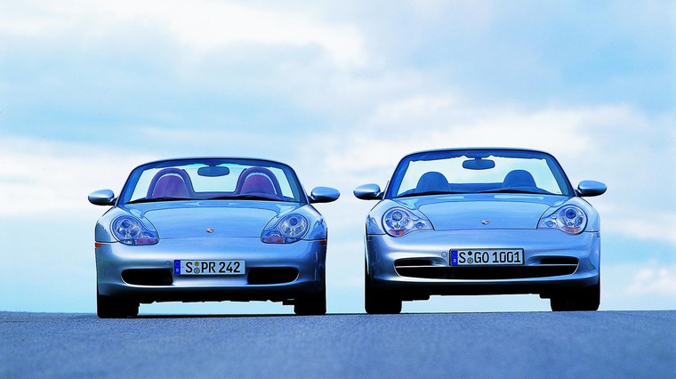 Podobnost z zmogljivejšim in tudi dražjim 911 je nadvse očitna. (foto: Porsche)