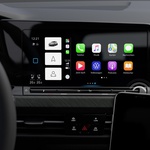Storitvi Apple CarPlay in Android Auto sta prva znaka, kako si tehnološki velikani utirajo pot v avtomobilski svet. (foto: Volkswagen)