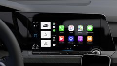 Storitvi Apple CarPlay in Android Auto sta prva znaka, kako si tehnološki velikani utirajo pot v avtomobilski svet.