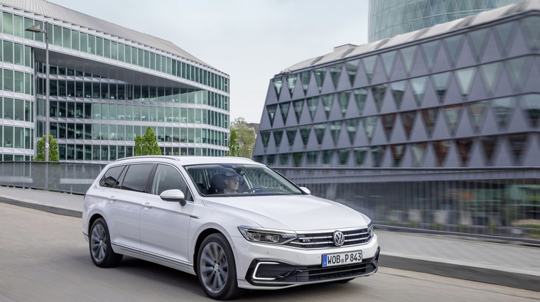 Neuradno: Volkswagen Passat še sedmič dobiva zeleno luč (foto: Volkswagen)