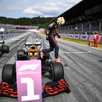 Formula 1, VN Avstrije: Verstappen ponižal Mercedes, Hamilton s sklonjeno glavo iz Spielberga (foto: Red Bull)