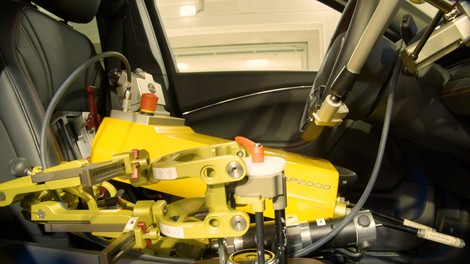 Fordov najnovejši testni voznik je robot