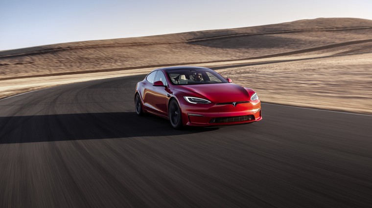 Tesla spet pod drobnogledom, tokrat na tapeti preko tričetrt milijona vozil! (foto: Tesla)