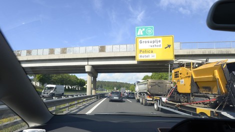 Izzivi elektrifikacije osebnega motornega prometa - Je Slovenija že referenčna država zelene mobilnosti?