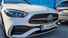 Novo v Sloveniji: Mercedes-benz razred C - Odkrito pogleduje k največjemu