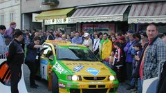 Andrej Jereb in Metod Kurent (Seat Ibiza Kit Car) sta zamgala dvanega leta 2001.