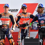 Zmagovalec dirke v Misanu Marquez, drugouvrščeni P. Espargaro (oba Honda) in tretji Bastianini (Ducati). (foto: Michelin)