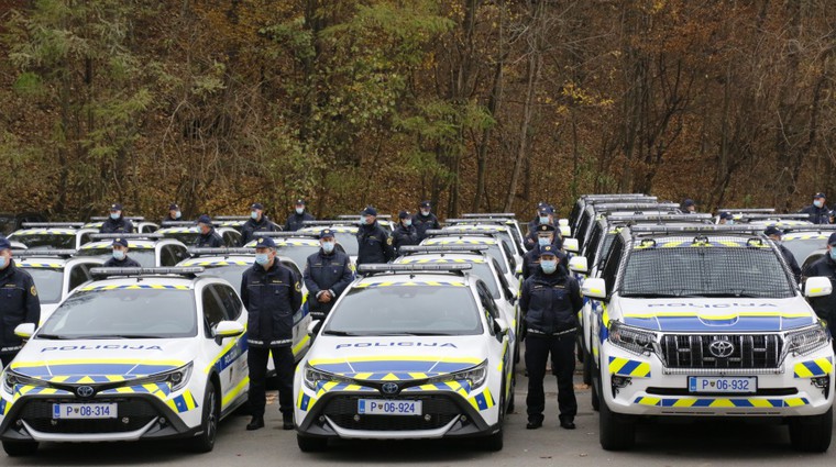 Policijski vozni park dosegel svojevrsten mejnik (foto: MNZ)