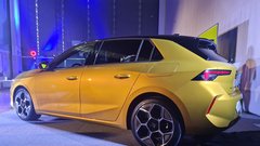Opel Astra zapeljala v Slovenijo. Ampak... (novo v Sloveniji)