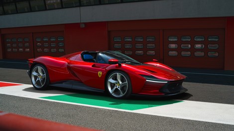 To je tretja in najzmogljivejša Ferrarijeva Icona do sedaj!