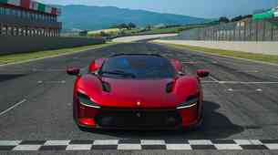 Ferrari napoveduje novo renesanso 'retro' športnikov z 12-valjniki! Takšne so napovedi