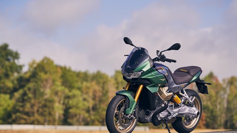 EICMA 2021: Moto Guzzi - orlovo gnezdo je zapustil motocikel kot ga še nismo videli