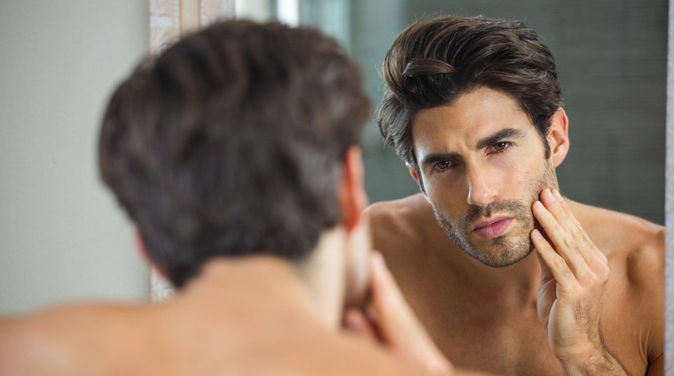 To je edinih 5 izdelkov, ki jih moški potrebuje v svoji kopalnici (foto: Profimedia)