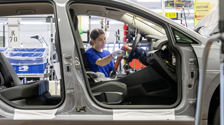 Nemci v novo leto z velikim optimizmom: takšne so napovedi o proizvodnji! (foto: Volkswagen)