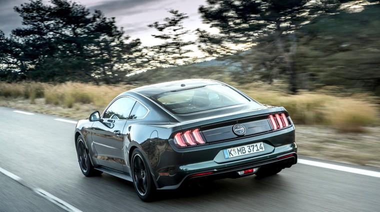 Neuradno: tu so prve podrobnosti prihodnjega Mustanga; bencin se še ne poslavlja (foto: Ford)