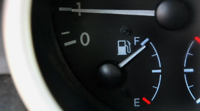 Varčevanje z gorivom: tu nasveti, ki bodo občutno zmanjšali pritisk na vašo denarnico (foto: Profimedia)