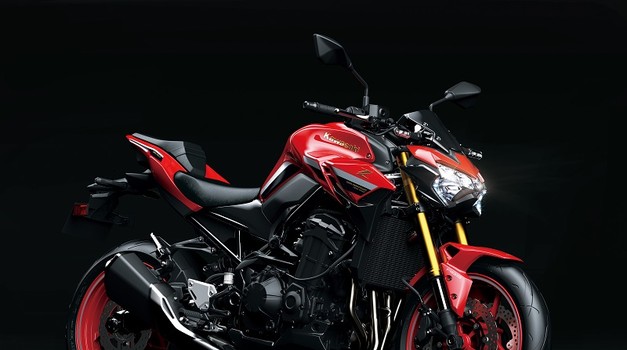Kawasaki spet v rdeči barvi (foto: kawasaki)