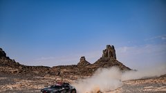 Dakar 2022, deveta etapa: ...in Toyota vrača udarec!