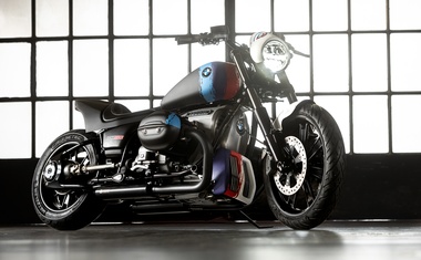 BMW Motorrad na sejmu v Veroni predstavil dve zanimivi custom različici svojega 'big boxerja'