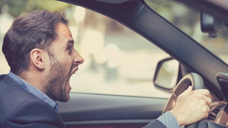 Če iz jeze pogosto hupate za volanom, morate takoj prebrati ta članek!