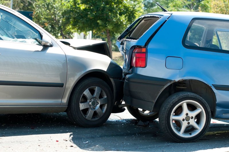 Uprizorili so 14 lažnih prometnih nesreč in zavarovalnice oskubili za skoraj milijon dolarjev (foto: Profimedia)