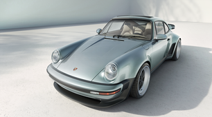 Cenjeni predelovalec Porschejev predstavil študijo, ki pooseblja 80. leta