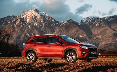 Suzuki S-Cross