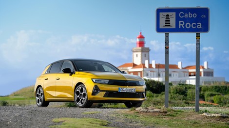 Nova Opel Astra je pred veliko preizkušnjo. Preverili smo, ali ji bo kos in občutki so dobri