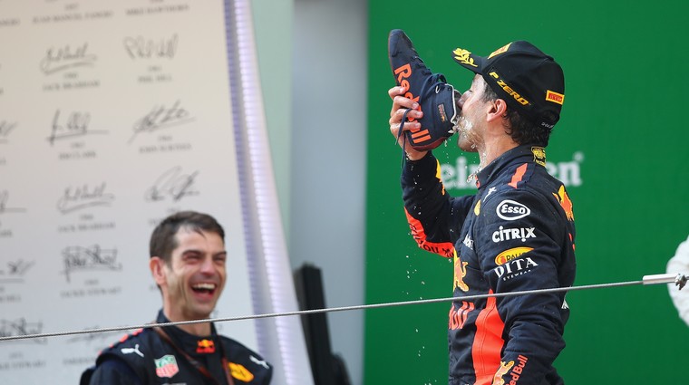 Formula 1: Daniel Ricciardo nadgradil »shoeyja« (foto: Red Bull)