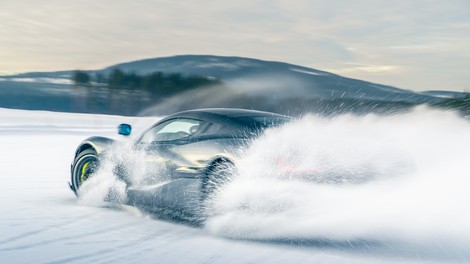 Kako se je najhitrejši avtomobil na svetu obnesel na snegu in ledu?