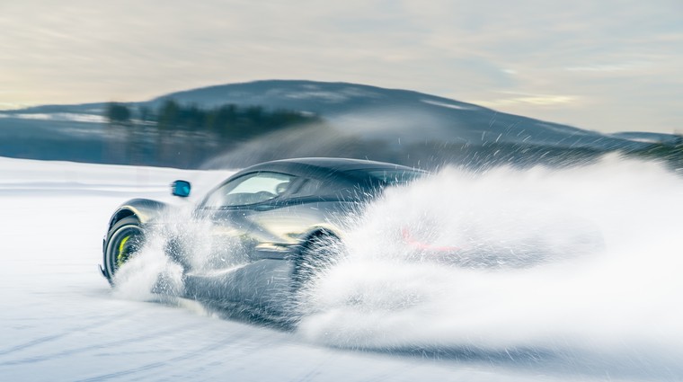Kako se je najhitrejši avtomobil na svetu obnesel na snegu in ledu? (foto: Rimac)