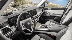 Največji BMW-jev SUV že pri plastičnem kirurgu: katere novosti so mu namenili?