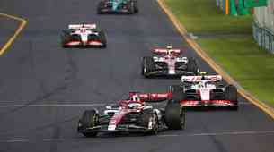 Formula 1: Alfa končno hitrejša od medicinskega avtomobila
