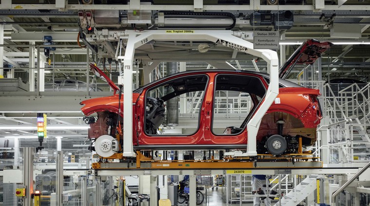 Neuradno: avtomobilski proizvajalci našli nov bizaren način za zagotavljanje 'novih' polprevodnikov (foto: Volkswagen)