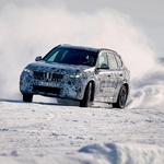 Nekateri so za hladno: še enkrat z elektriko na sneg in led (foto: BMW)