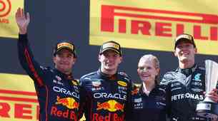 Formula 1: Leclerc spet ostal praznih rok, prebudil se je Mercedes (komentar)