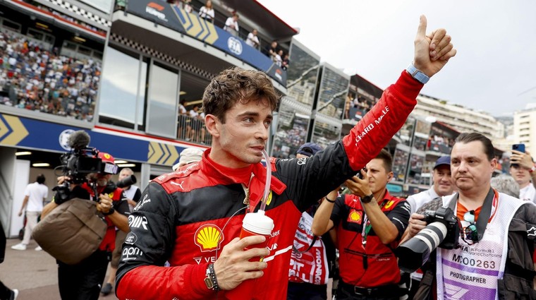 V nedeljo bo na dirki formule ena v Monaku s prvega mesta štartal heroj domačega občinstva (foto: Profimedia)