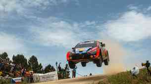 WRC: Po več kot letu dni mu je (spet) uspelo ...