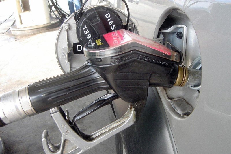 Je goriva po bencinskih servis res že zmanjkalo? Inšpektorji so na terenu (foto: Arhiv AM)