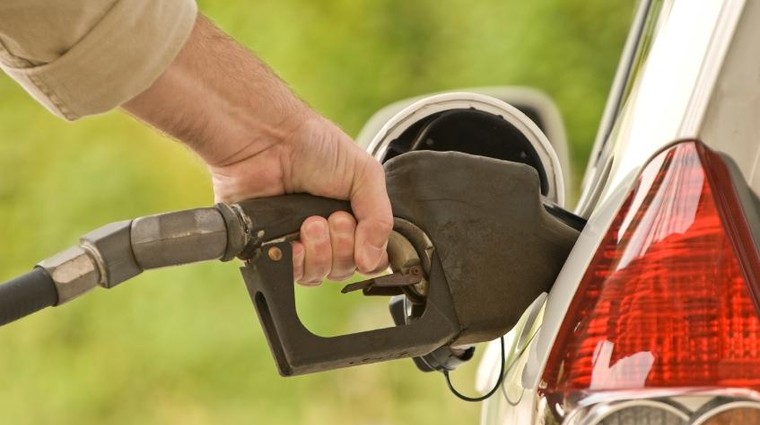 Petrol ukrepal, cena nafte na avtocestah znova pod dva evra (foto: Profimedia)