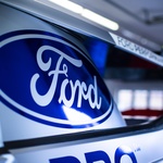 Najnovejši Fordov 'Superdostavnik' predhodnike pustil daleč za seboj, njegovi moči bodo kos le redki (foto: Ford)