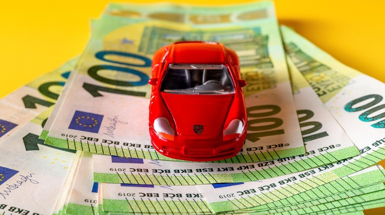 Ali boste sploh še lahko odplačevali lizing in kredite na avtomobile? (foto: Profimedia)