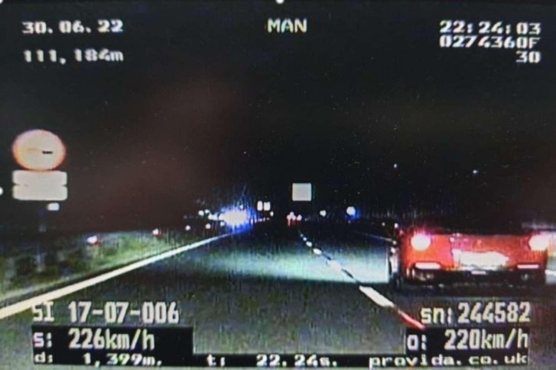 Za štajersko avtocestno policijo dejavna noč lovili tudi Ferrarija (foto: PU Maribor)