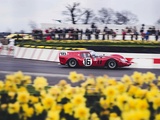 Edinstveni in legendarni Ferrari končal v ograji dirke klasikov v Le Mansu (video)