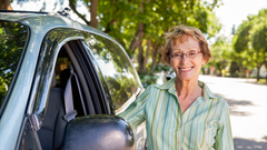 Vožnja po 60. letu: Ste še sposobni sesti za volan? Preverite brezplačno